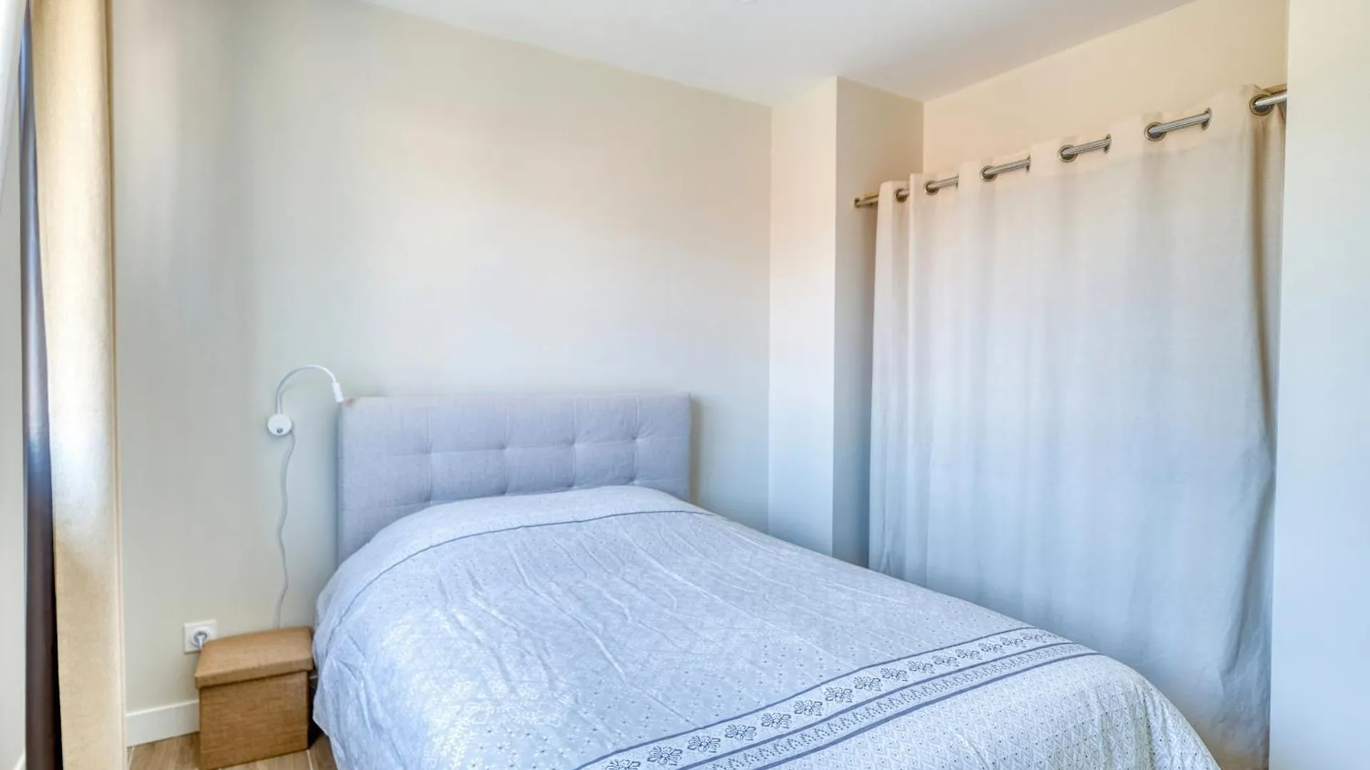 Le Nid de Jons Apartment